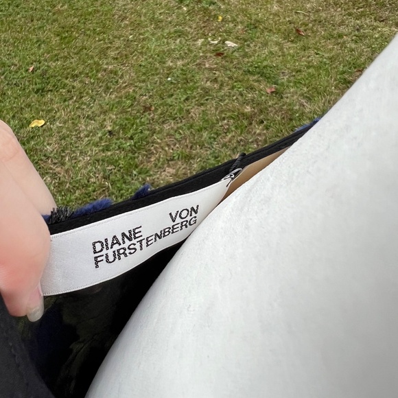 NWOT Diane Von Furstenberg Adelita Metallic Devore-Chiffon Dress - Picture 6 of 12